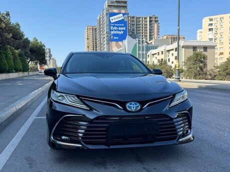 Toyota Camry 2020