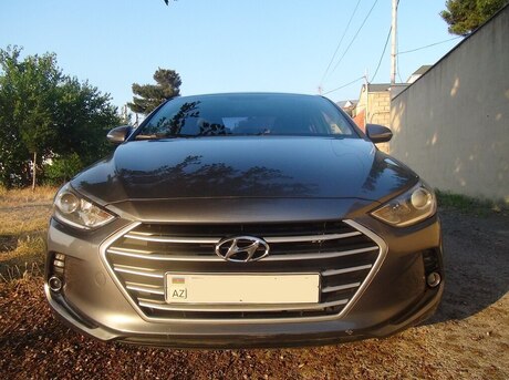 Hyundai Avante 2015