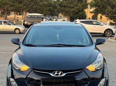 Hyundai Elantra 2011
