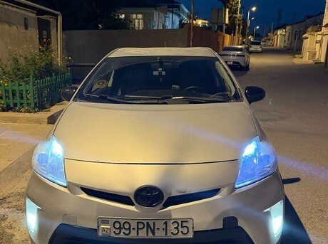 Toyota Prius 2013
