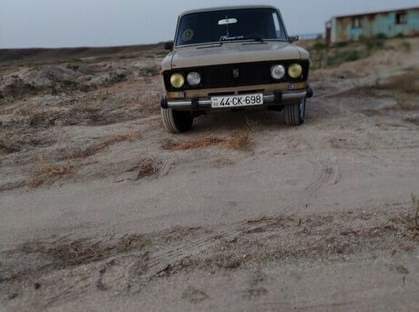 LADA (VAZ) 2106 1990