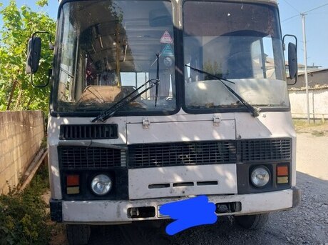 PAZ 32054 2004
