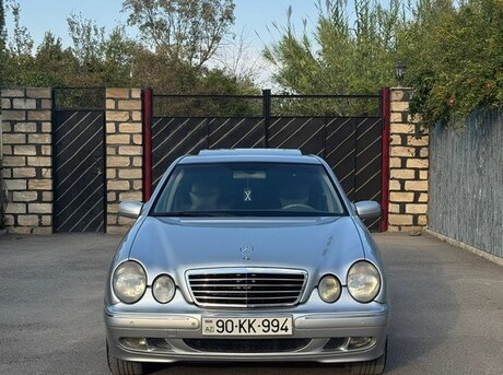 Mercedes E 240 2001