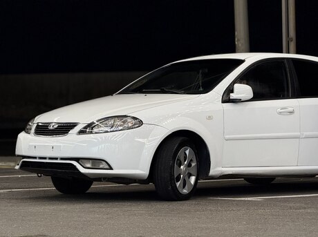 Daewoo Gentra 2014