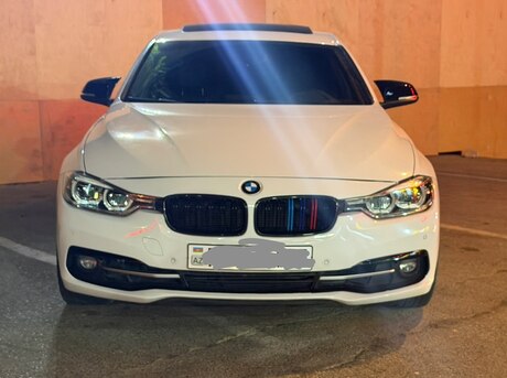 BMW 328 2016