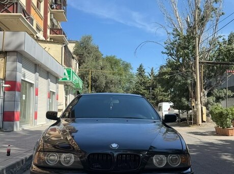 BMW 528 2000