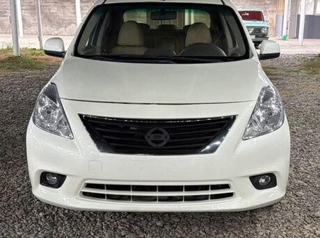 Nissan Sunny 2014