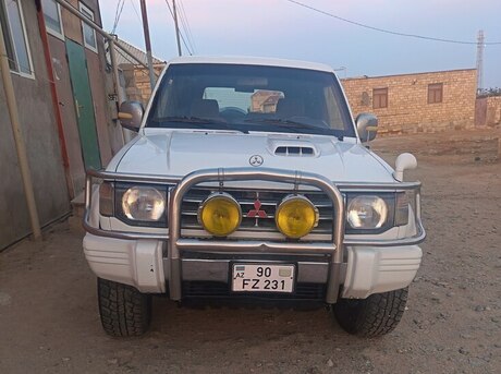 Mitsubishi Pajero 1996
