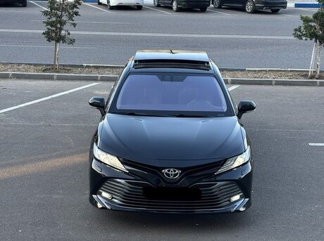 Toyota Camry 2019