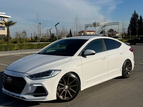 Hyundai Elantra 2017
