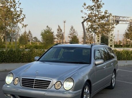 Mercedes E 220 2001