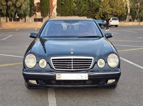 Mercedes E 240 2001