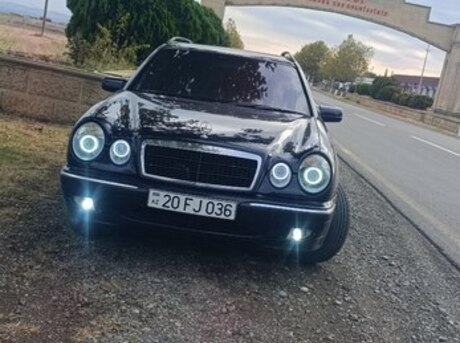 Mercedes E 200 1998
