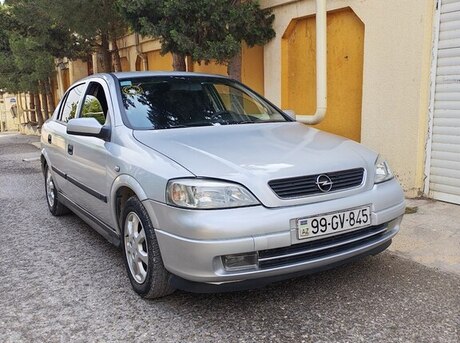 Opel Astra 2001