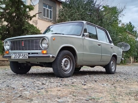 LADA (VAZ) 21013 1984