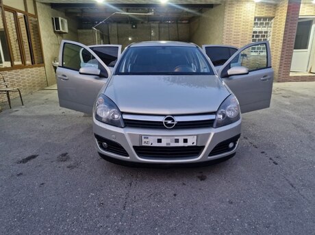 Opel Astra 2006