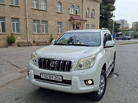 Toyota Land Cruiser Prado 2010