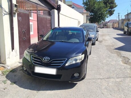 Toyota Camry 2010