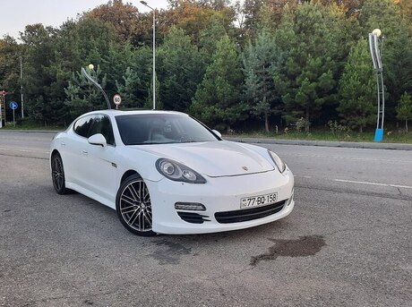 Porsche Panamera 2012