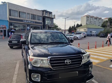 Toyota Land Cruiser 2012