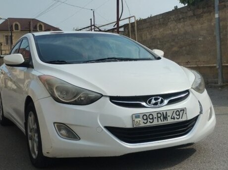 Hyundai Elantra 2013