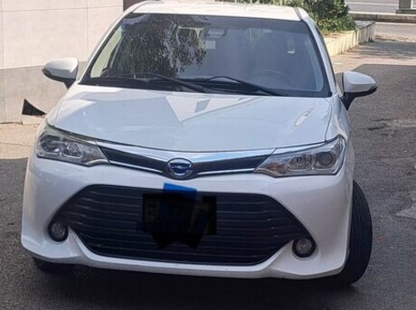 Toyota Corolla Fielder 2016
