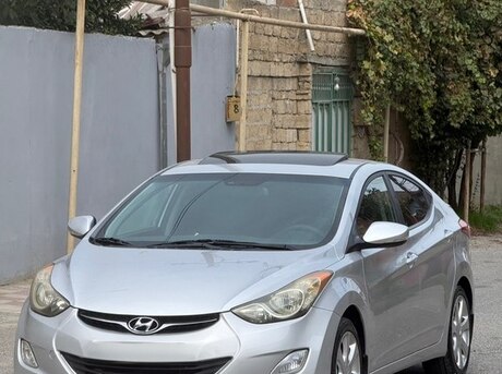 Hyundai Elantra 2013