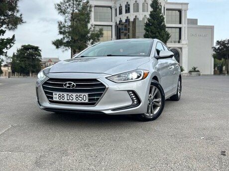 Hyundai Elantra 2018