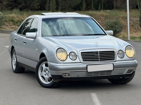 Mercedes E 240 1998