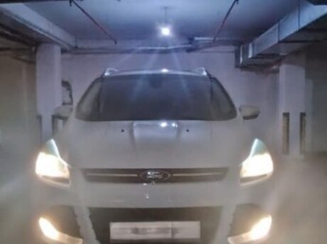 Ford Kuga 2014