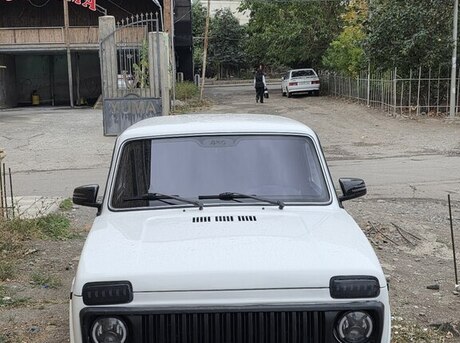 LADA (VAZ) Niva 2013