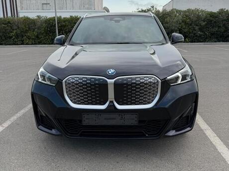BMW  2025