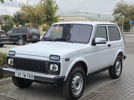 LADA (VAZ) Niva 2013