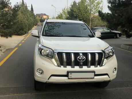Toyota Land Cruiser Prado 2013