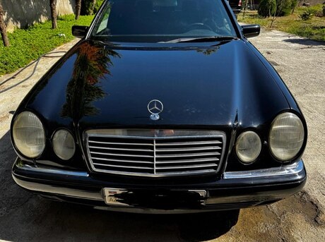 Mercedes E 240 1998