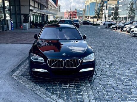 BMW 760 2013