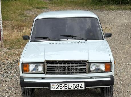LADA (VAZ) 2107 2011