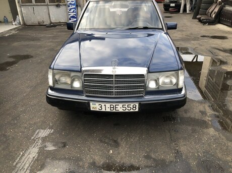 Mercedes 230 E 1990