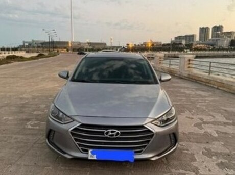 Hyundai Elantra 2016