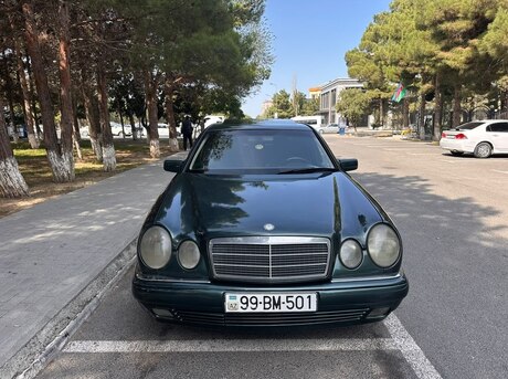 Mercedes E 240 1999