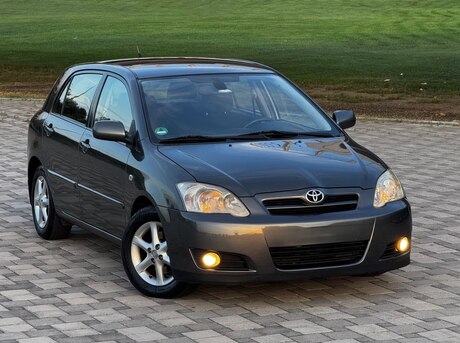 Toyota Corolla 2005
