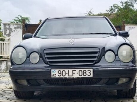 Mercedes E 240 2001