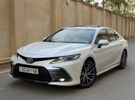 Toyota Camry 2023