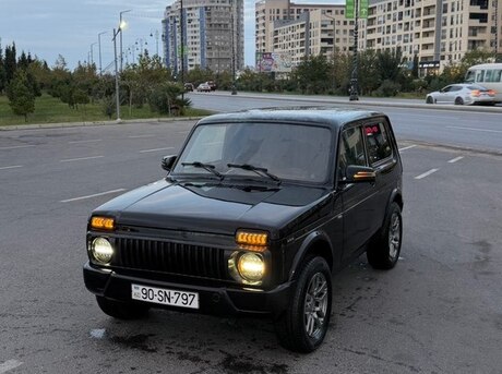 LADA (VAZ) Niva 2015