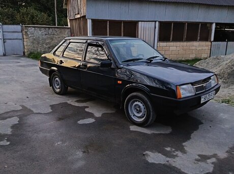 LADA (VAZ) 21099 2000