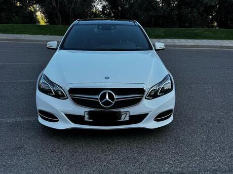 Mercedes E 250 4MATIC 2015
