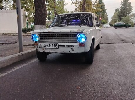 LADA (VAZ) 21013 1982