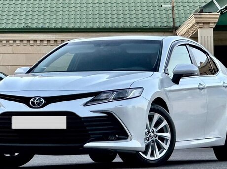 Toyota Camry 2019