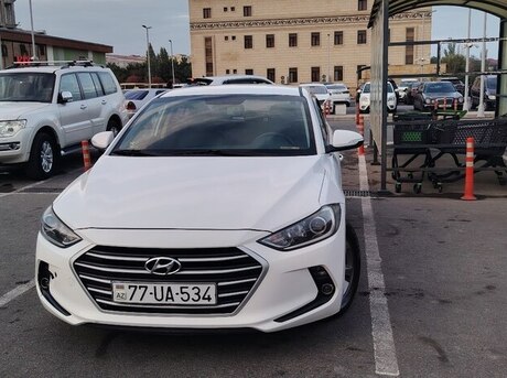 Hyundai Avante 2016