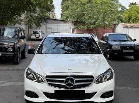 Mercedes E 220 2014